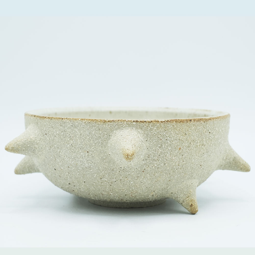 Wide Large Spiked PURO Bowl in cream