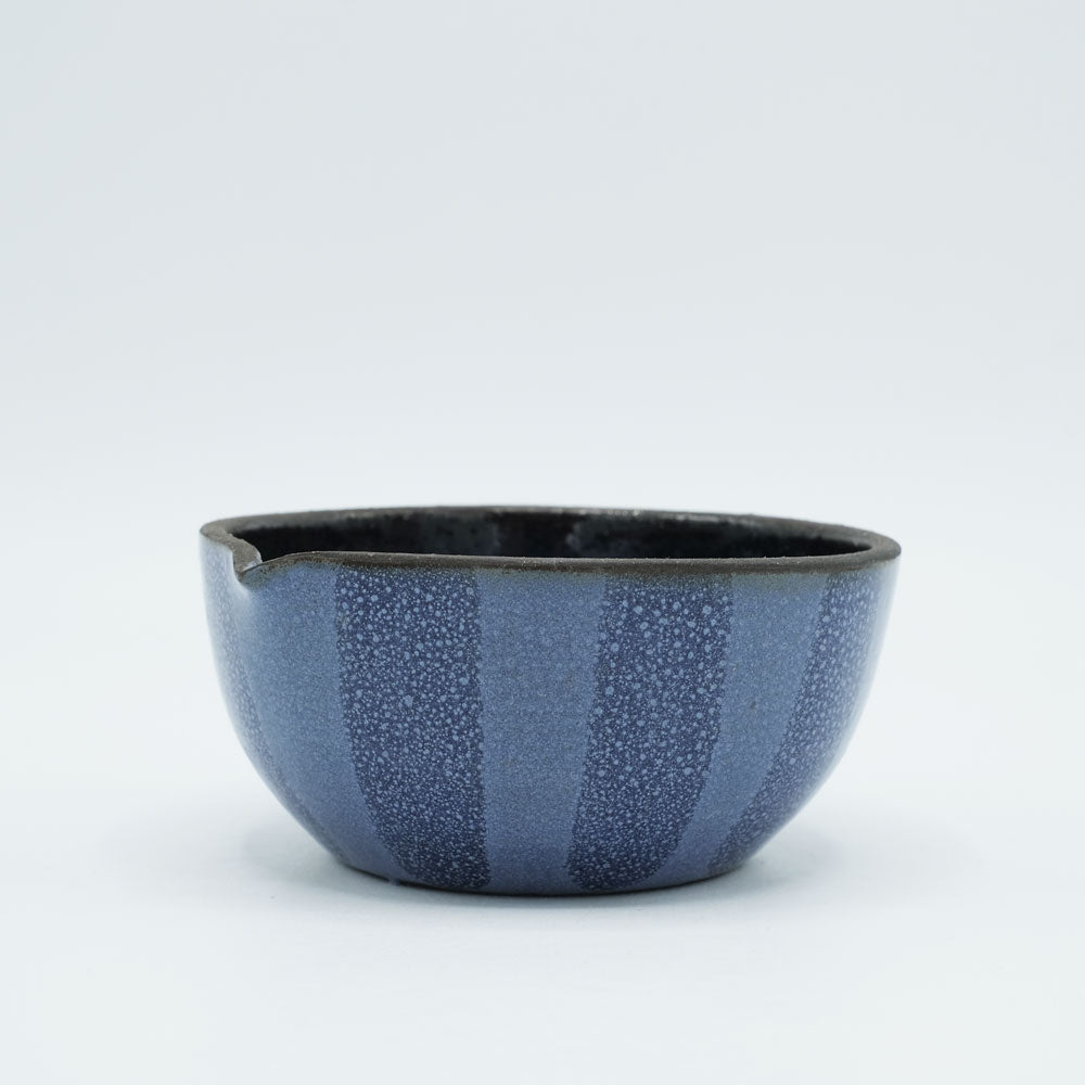 Pouring Bowl with flower inner