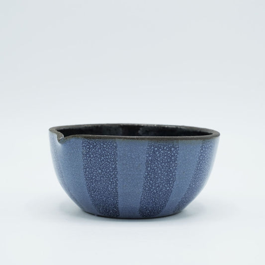 Pouring Bowl with flower inner